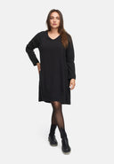 Gúna idirthréimhseach as meascán cnáibe-cadáis 'Elure'