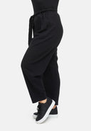 Bríste le crios ceangail as meascán cnáibe-cadáis 'Elure'