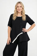 'Saria' Blus – asymmetrisk, lätt & naturlig